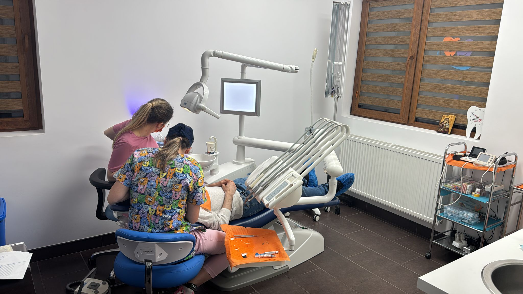 Cabinet stomatologic Anca & Raluca Smyle – interior cabinet stomatologic Berceni